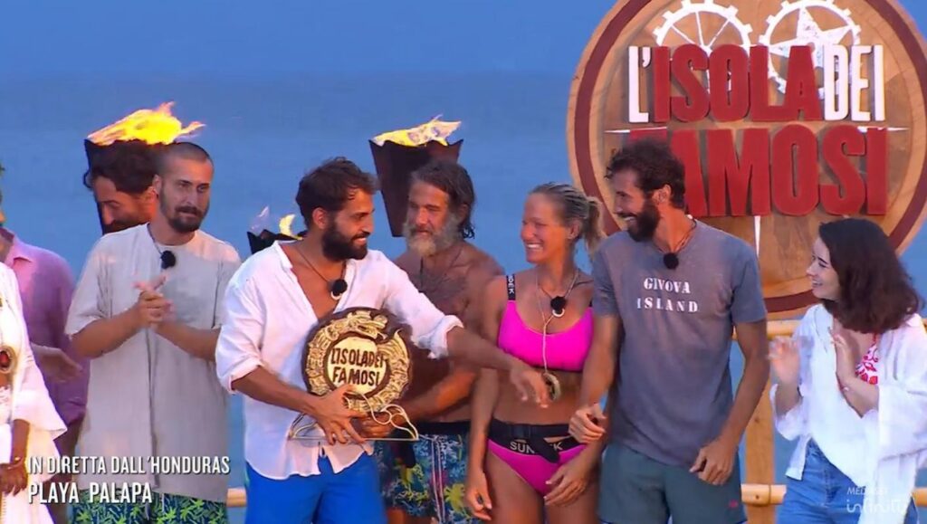 isola famosi (1)