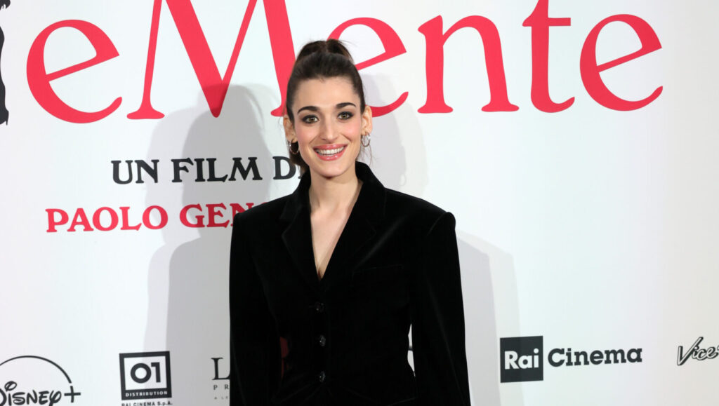 "Follemente" Premiere