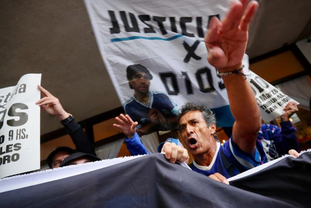 giustizia per maradona (2)