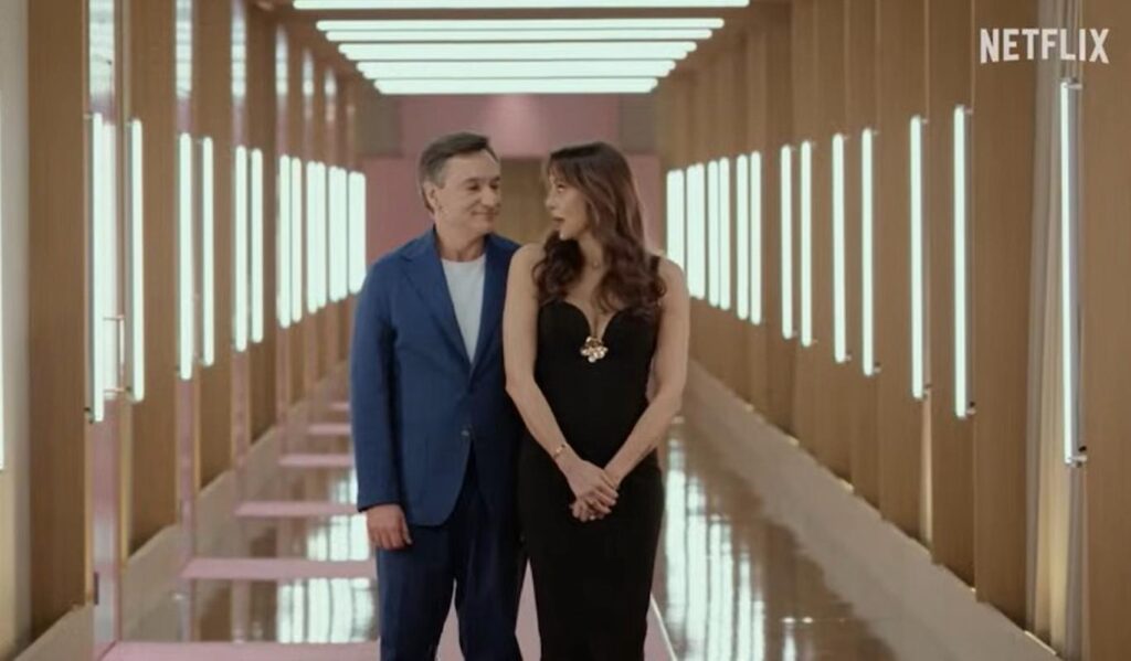 amore cieco caressa parodi