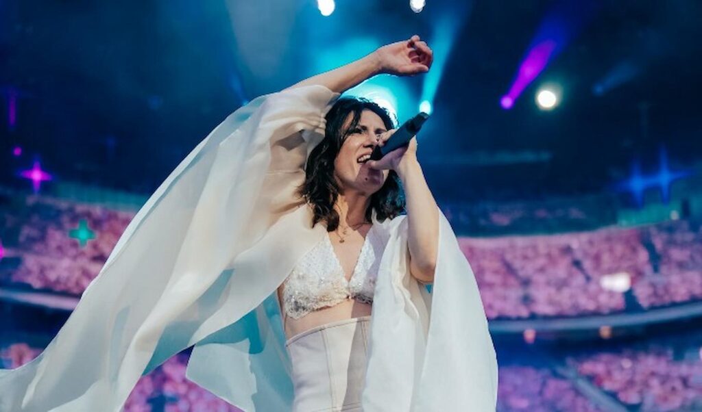 elisa live sansiro (1)