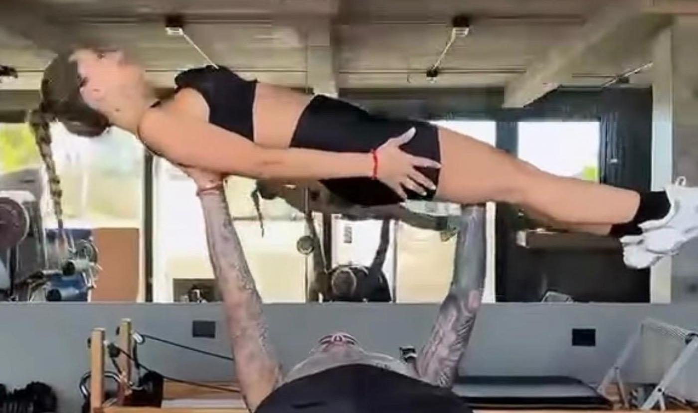 VIDEO / La guerra con Wanda continua, Mauro Icardi si allena duramente con la fidanzata