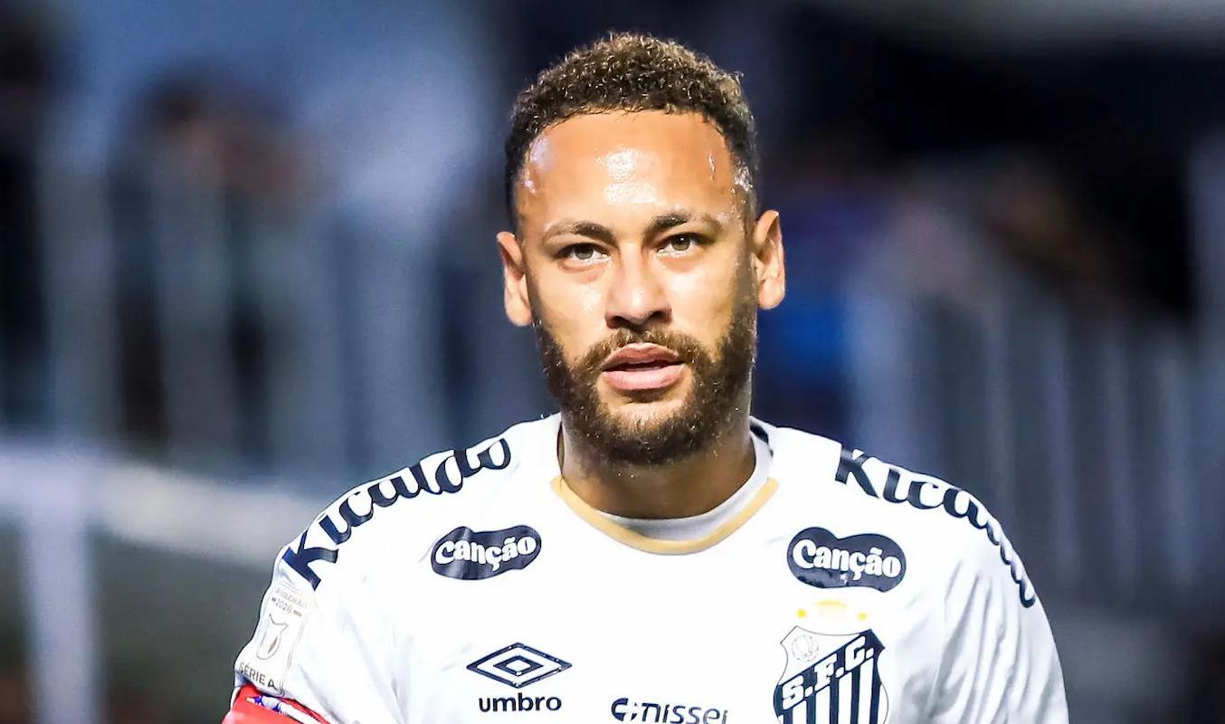 Tutto il Brasile con il fiato sospeso. Neymar: "Quando scadrà il mio contratto..."