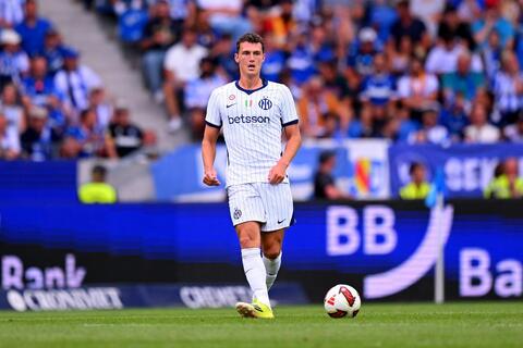 Pavard Inter (1)
