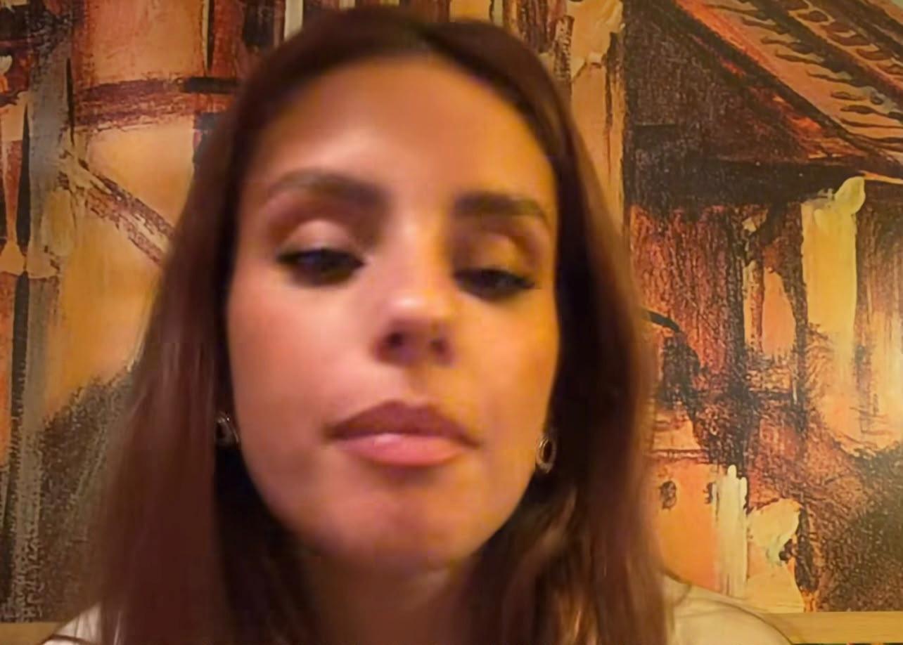 VIDEO / Trasferta per lady Zalewski, che degusta i ravioli polacchi: "Tutto buono, sembrano..."
